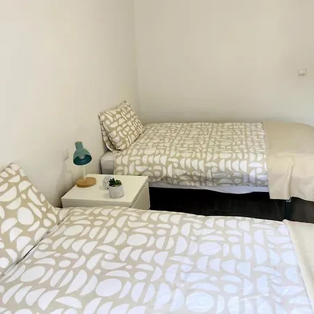 Apartment Sueno: Centro & Beach/ 6 Personas *