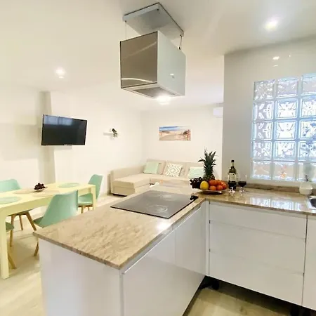 Sueno: Centro & Beach/ 6 Personas Marbella